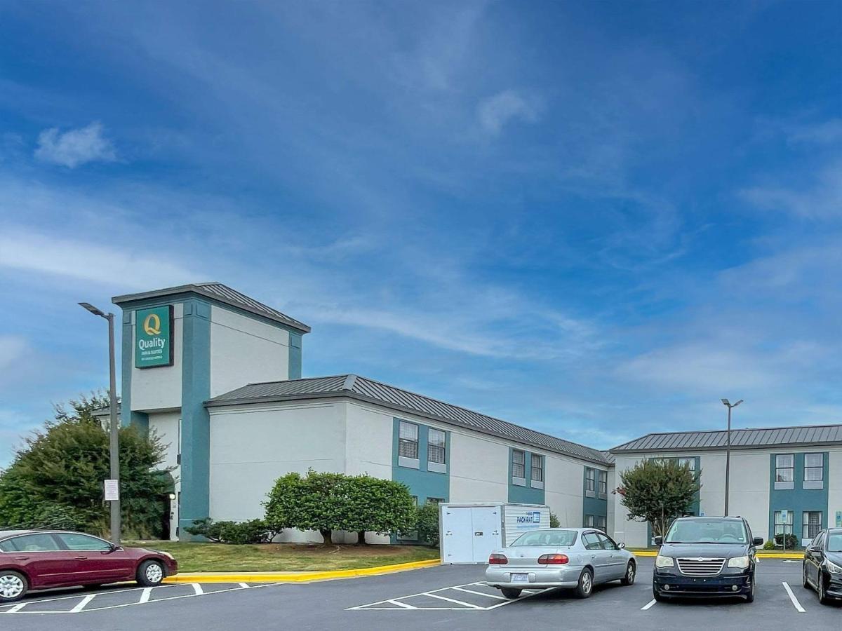 Quality Inn & Suites Clemmons I-40 Экстерьер фото